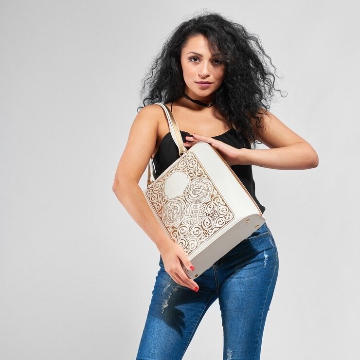 GlamCharm Fancy Handbag